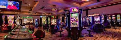 Online casino Baccarat Roulette မြန်မာ ကစားသမားများ gaming table